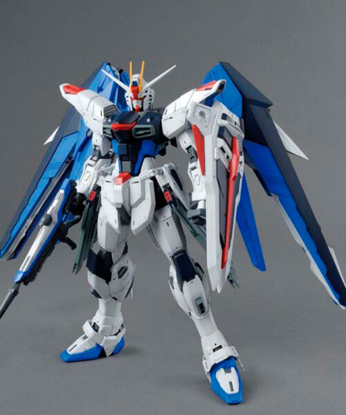 Master Grade ZGMF X10A Freedom Gundam Ver 2 0 1/100