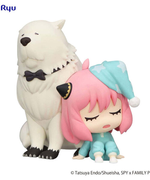 Anya & Bond Hold Figure