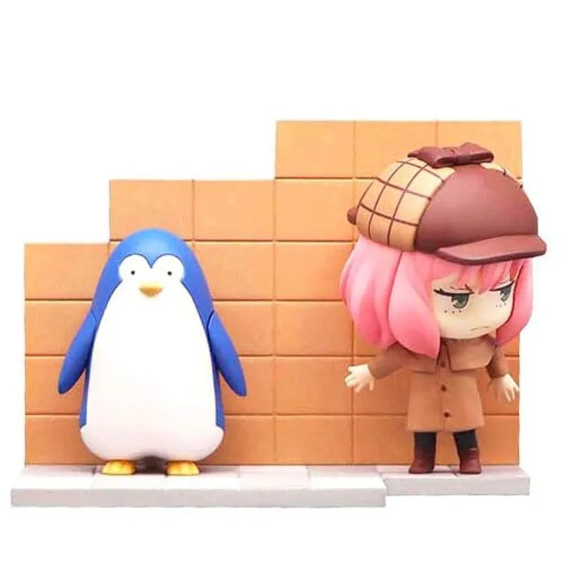 Anime Import Anya & Penguin Hold Figure-1